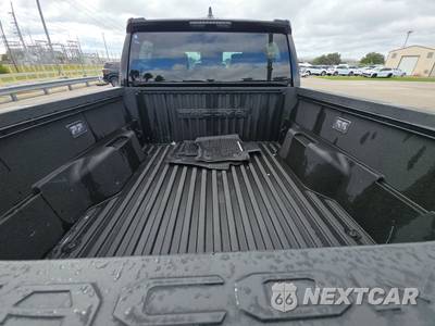 2025 Toyota Tacoma TRD Sport Crew Cab Medium Bed - zdjęcie 16 z 31 - miniatura