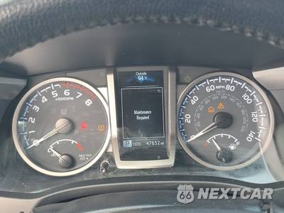2022 Toyota Tacoma SR5 Crew Cab Medium Bed - zdjęcie 12 z 35 - miniatura
