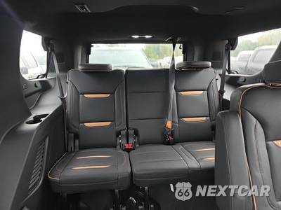 2024 GMC Yukon AT4 - zdjęcie 17 z 24 - miniatura