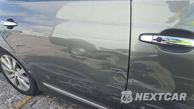 2011 Toyota Avalon Limited - zdjęcie 19 z 25 - miniatura