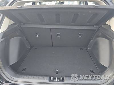 2026 Hyundai Venue SEL - zdjęcie 16 z 22 - miniatura