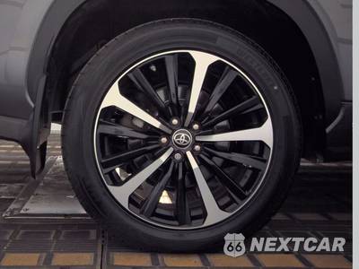2022 Toyota Highlander XSE - zdjęcie 11 z 31 - miniatura