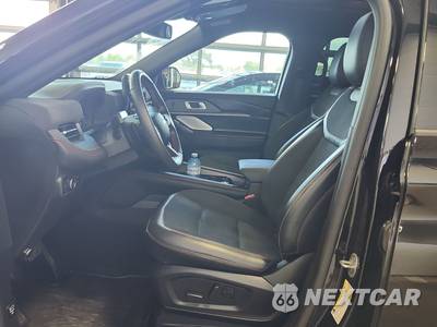 2026 Ford Explorer ST - zdjęcie 7 z 12 - miniatura