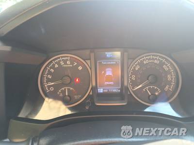 2021 Toyota Tacoma TRD Off-Road Crew Cab Medium Bed - zdjęcie 12 z 21 - miniatura