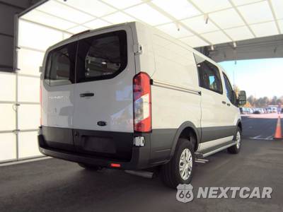 2025 Ford Transit 250 Cargo Van Low Roof 130.0" WB - zdjęcie 4 z 44 - miniatura