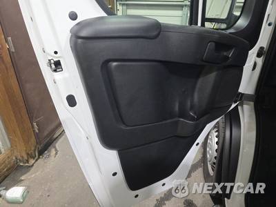 2025 Ram ProMaster 2500 Cargo Van Tradesman w/Passenger Seat Low Roof 136.0" WB - zdjęcie 9 z 32 - miniatura