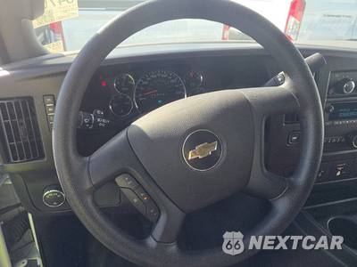 2025 Chevrolet Express 2500 Cargo Van 1WT 135.0" WB - zdjęcie 10 z 19 - miniatura