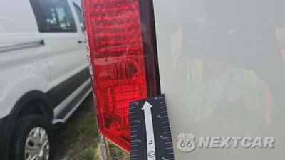 2025 Ford Transit 250 Cargo Van Low Roof 130.0" WB - zdjęcie 24 z 31 - miniatura