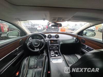 2012 Jaguar XJL - zdjęcie 11 z 48 - miniatura