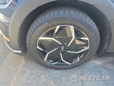 2024 Hyundai IONIQ 5 SEL - zdjęcie 18 z 28 - miniatura