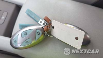 2023 Hyundai IONIQ 6 Limited - zdjęcie 21 z 36 - miniatura