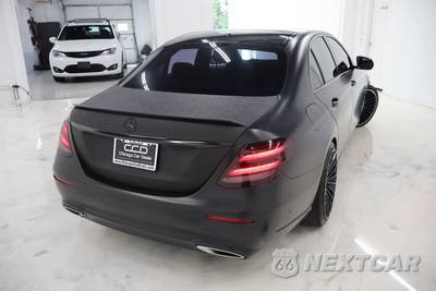 2017 Mercedes-Benz E 300 Luxury 4MATIC Sedan - zdjęcie 8 z 35 - miniatura