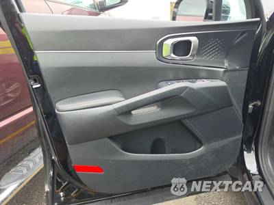 2023 Kia Sorento LX - zdjęcie 9 z 33 - miniatura