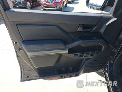 2025 Toyota Tacoma SR5 Crew Cab Medium Bed - zdjęcie 9 z 28 - miniatura