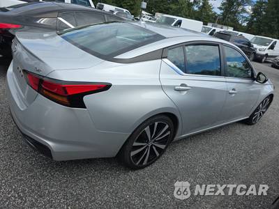 2022 Nissan Altima SR - zdjęcie 4 z 25 - miniatura