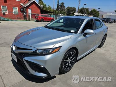2021 Toyota Camry SE - zdjęcie 1 z 31 - miniatura