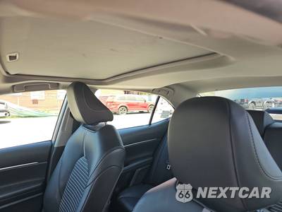 2021 Toyota Camry SE - zdjęcie 18 z 31 - miniatura