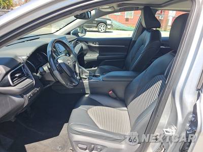 2021 Toyota Camry SE - zdjęcie 7 z 31 - miniatura