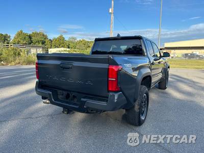 2025 Toyota Tacoma TRD Off-Road Crew Cab Medium Bed - zdjęcie 5 z 51 - miniatura