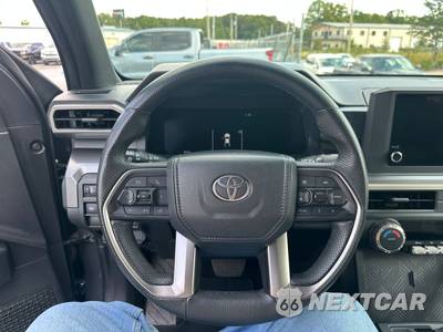 2025 Toyota Tacoma TRD Off-Road Crew Cab Medium Bed - zdjęcie 22 z 51 - miniatura