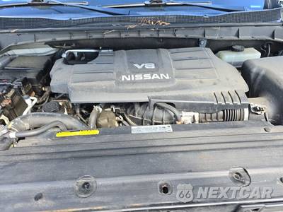 2017 Nissan TITAN Platinum Reserve Crew Cab Short Bed - zdjęcie 15 z 47 - miniatura