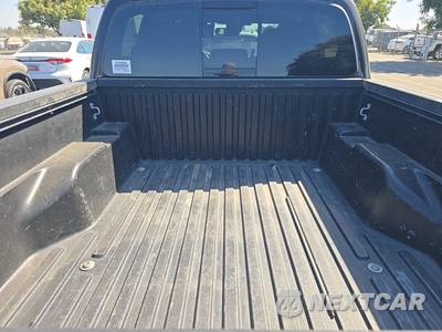2021 Toyota Tacoma TRD Off-Road Crew Cab Medium Bed - zdjęcie 16 z 26 - miniatura