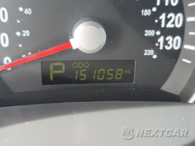 2011 Kia Sedona EX 118.9" WB - zdjęcie 12 z 38 - miniatura