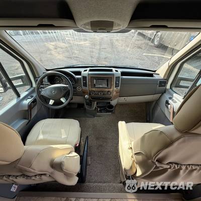 2017 Mercedes-Benz Sprinter 3500XD Cab Chassis DRW - zdjęcie 13 z 49 - miniatura