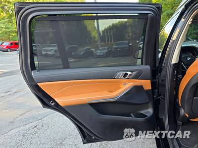2022 BMW X7 Sports Activity Vehicle xDrive40i - zdjęcie 33 z 49 - miniatura