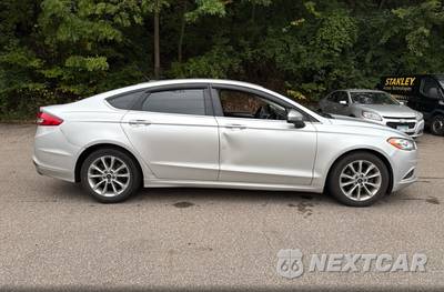 2017 Ford Fusion SE - zdjęcie 5 z 29 - miniatura
