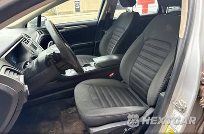2017 Ford Fusion SE - zdjęcie 10 z 29 - miniatura