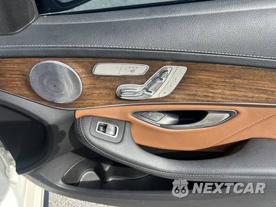 2020 Mercedes-Benz AMG C 43 4MATIC Sedan - zdjęcie 49 z 49 - miniatura