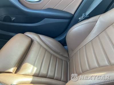 2020 Mercedes-Benz AMG C 43 4MATIC Sedan - zdjęcie 32 z 49 - miniatura