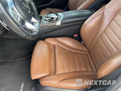 2020 Mercedes-Benz AMG C 43 4MATIC Sedan - zdjęcie 22 z 49 - miniatura