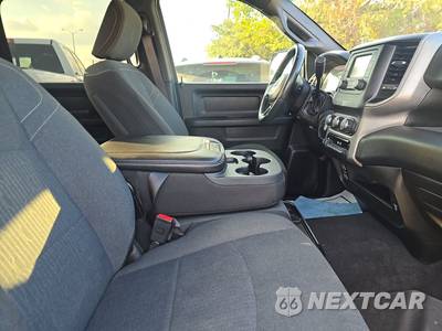 2021 Ram 2500 Tradesman Crew Cab Medium Bed - zdjęcie 14 z 24 - miniatura