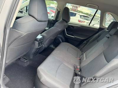 2022 Toyota RAV4 Hybrid LE - zdjęcie 14 z 19 - miniatura