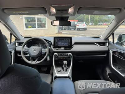 2022 Toyota RAV4 Hybrid LE - zdjęcie 16 z 19 - miniatura