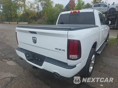 2017 Ram 1500 Sport Crew Cab Short Bed - zdjęcie 4 z 23 - miniatura