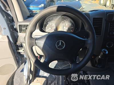 2018 Mercedes-Benz Sprinter 2500 Cargo Van Standard Roof 144.3" WB - zdjęcie 10 z 31 - miniatura