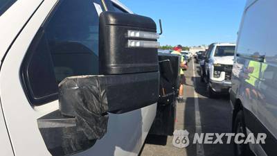 2022 Chevrolet Silverado 3500HD Cab Chassis WT Crew Cab 1WT DRW - zdjęcie 37 z 41 - miniatura