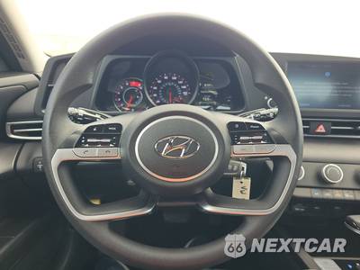 2021 Hyundai Elantra SE - zdjęcie 10 z 21 - miniatura