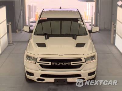 2022 Ram 1500 Laramie Crew Cab Short Bed - zdjęcie 2 z 22 - miniatura