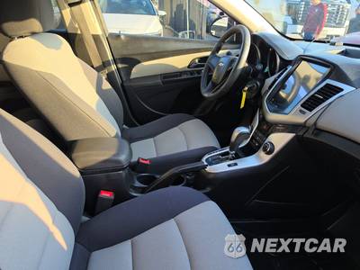 2014 Chevrolet Cruze LS 1SB - zdjęcie 8 z 17 - miniatura