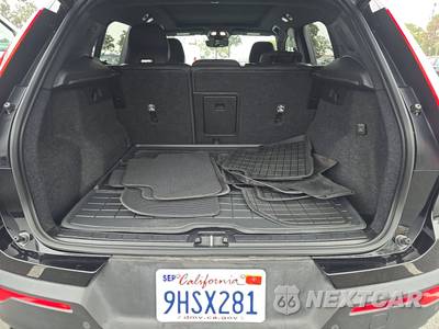 2023 Volvo XC40 Recharge Pure Electric Ultimate - zdjęcie 16 z 33 - miniatura