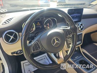 2018 Mercedes-Benz GLA 250 - zdjęcie 10 z 30 - miniatura