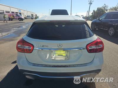 2018 Mercedes-Benz GLA 250 - zdjęcie 5 z 30 - miniatura