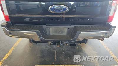 2019 Ford Super Duty F-250 Lariat Crew Cab Medium Bed - zdjęcie 22 z 36 - miniatura