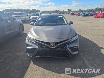 2024 Toyota Camry SE - zdjęcie 2 z 31 - miniatura