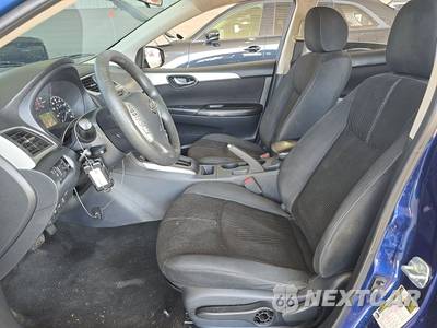 2017 Nissan Sentra S - zdjęcie 7 z 69 - miniatura