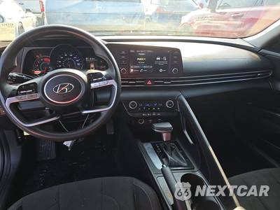 2023 Hyundai Elantra SEL - zdjęcie 11 z 34 - miniatura